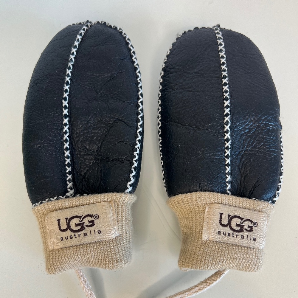 Ugg Mittens Mitts For Baby Infant Black Leather Knit Winter Mittens EUC